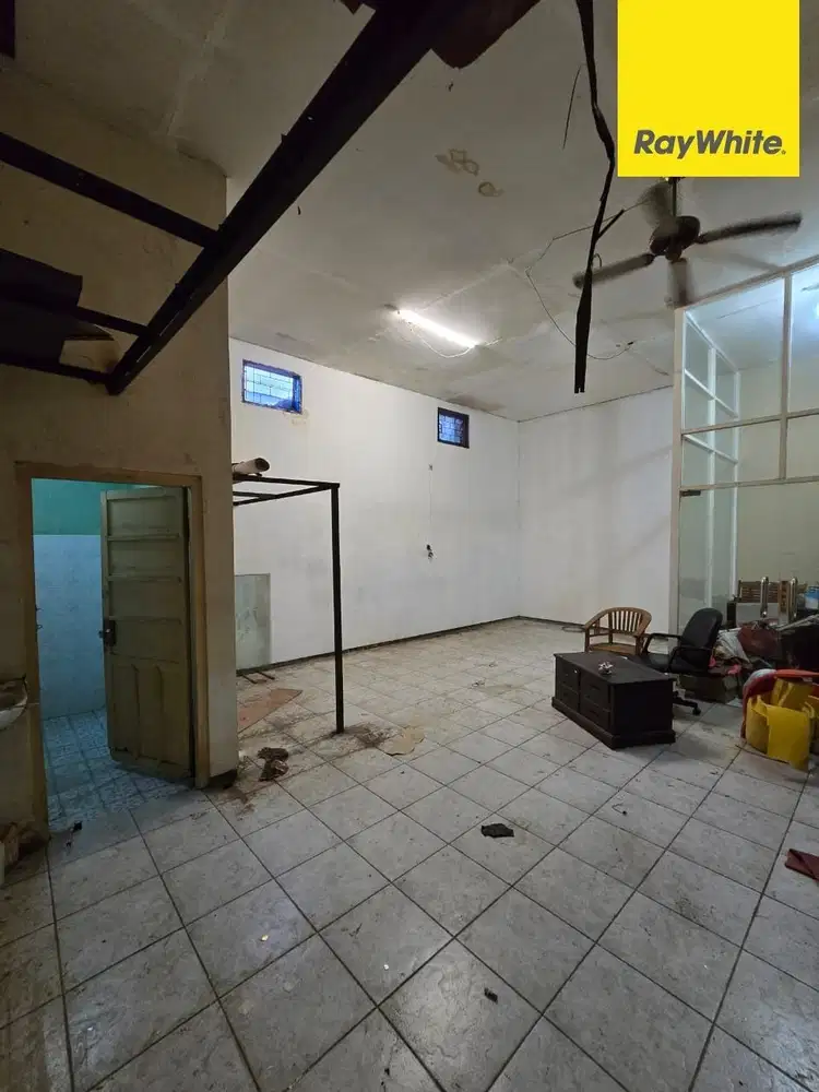 Dijual Rumah di Jalan Dukuh Kupang Timur Surabaya