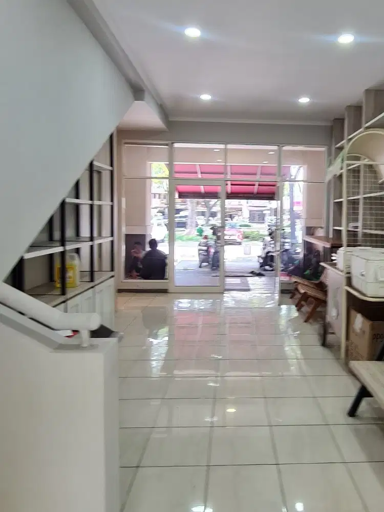 SEWA RUKO RENDENG JINGGANIAGA KOTA BARU PARAHYANGAN