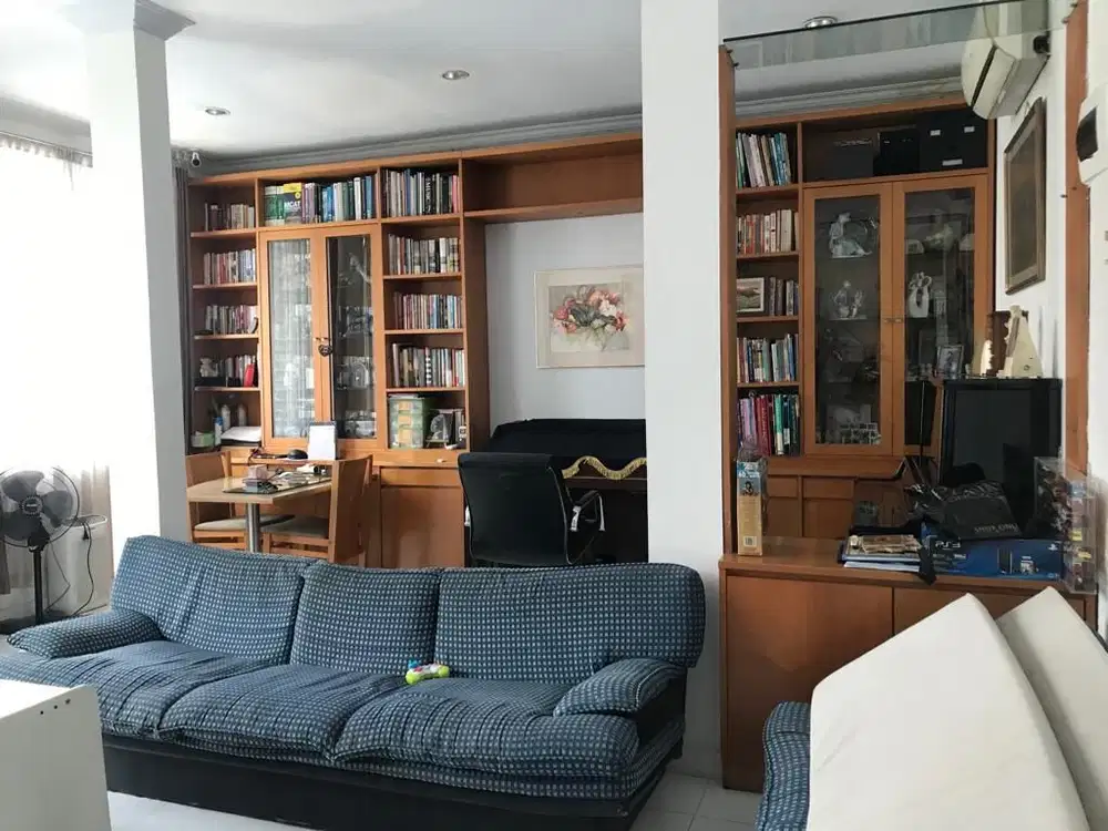 Dijual Cepat rumah di Gading Kirana Kelapa Gading Jakarta Utara