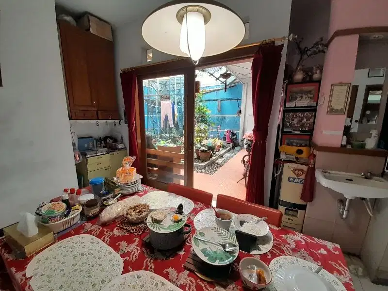 Rumah Setra Duta Cemara Lingkungan Aman dan Tenang