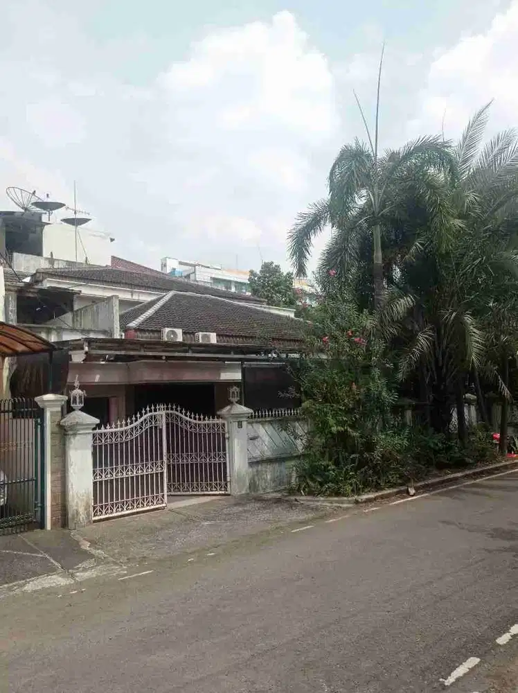 Dijual rumah dipulomas jakara timur