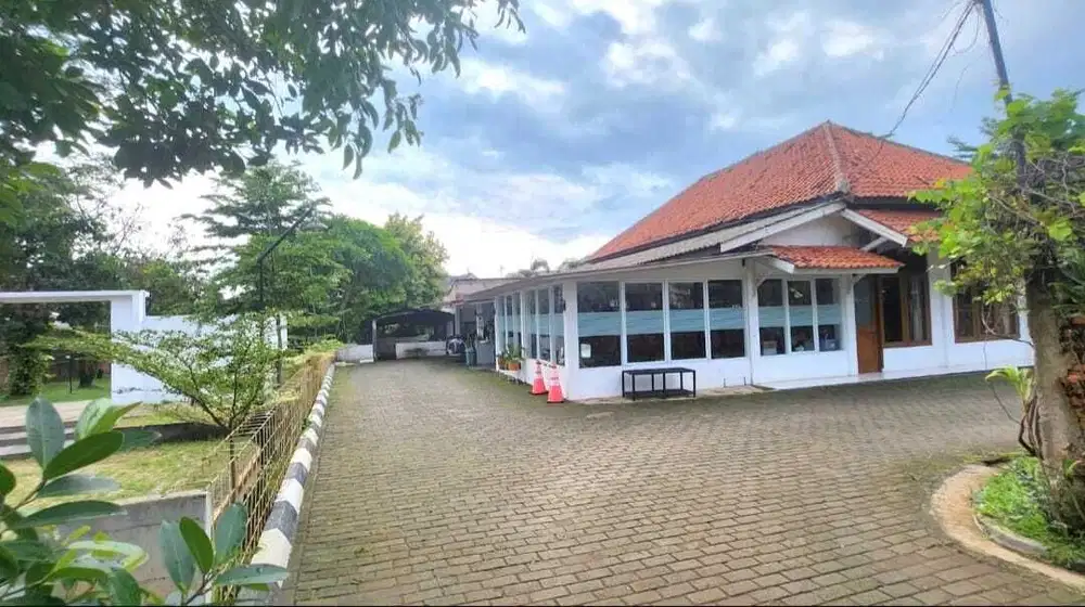 Dijual Tanah & Bangunan Luas dan Strategis Cocok Buat Gudang di Bekasi