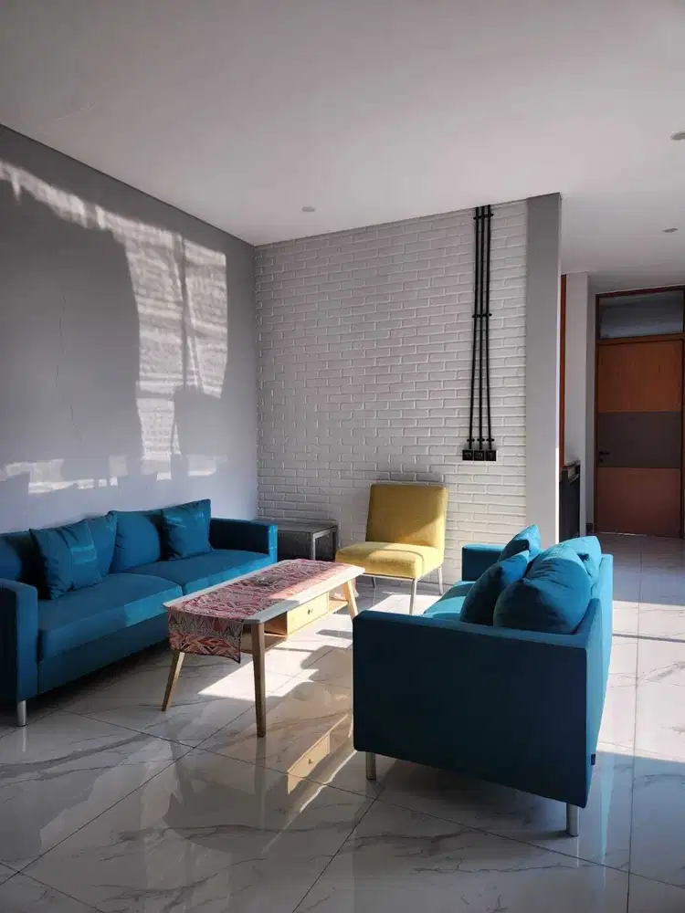 Dijual Rumah Murah di Arcamanik dgn Kolam Renang dkt Antapani Bandung kota