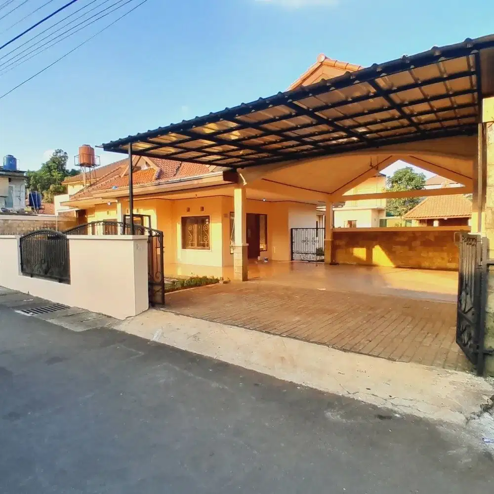 Rumah Bagus Tanah Luas di Cirendeu Harga NJOP