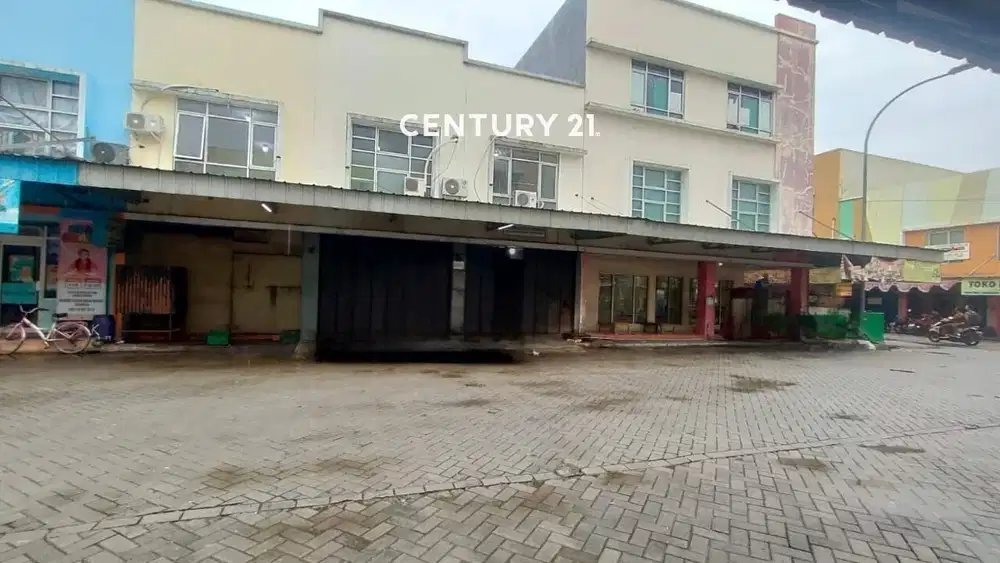 Ruko Gandeng 3 Unit 2 Lantai Siap Pakai Buat Usaha