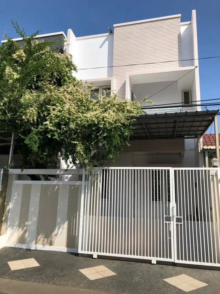 Dijual Cepat Rumah Citra Garden 2,Semi Furnished, Jakarta Barat