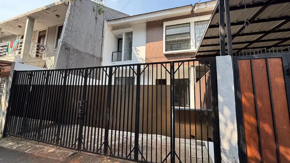 Rumah 2 Lantai di Tebet Jakarta Selatan