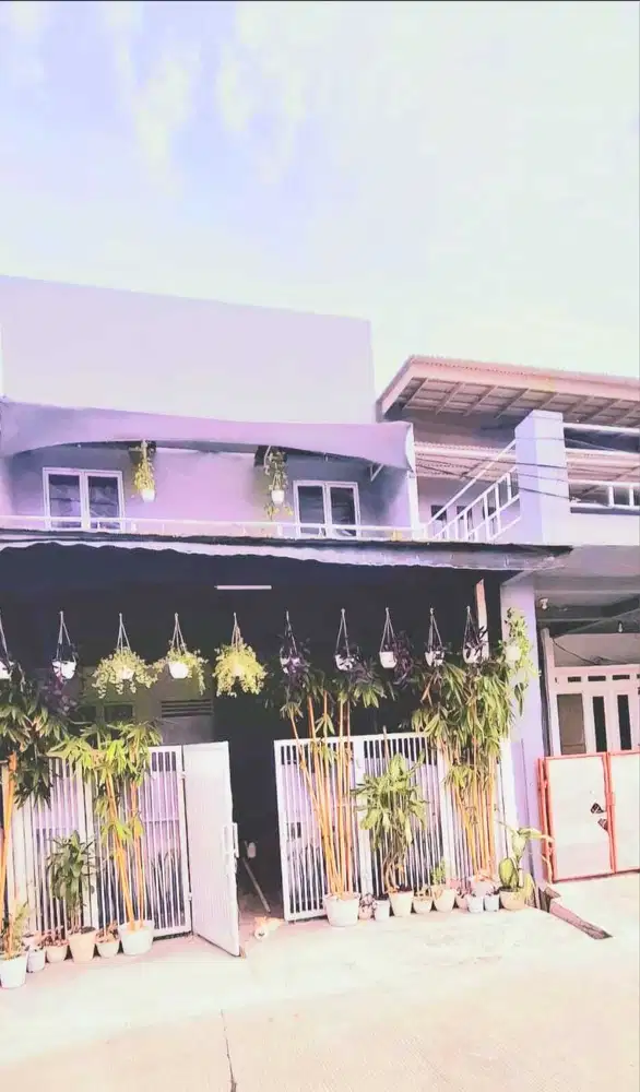 Jual Cepat Rumah 2 Lantai Lokasi Nyaman di Perum Griya Kencana Ciledug