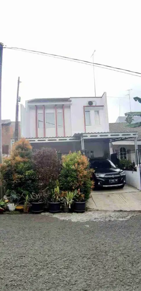 Dijual rumah cantik Di CitraGran Cibubur dekat pintu Tol Jatikarya