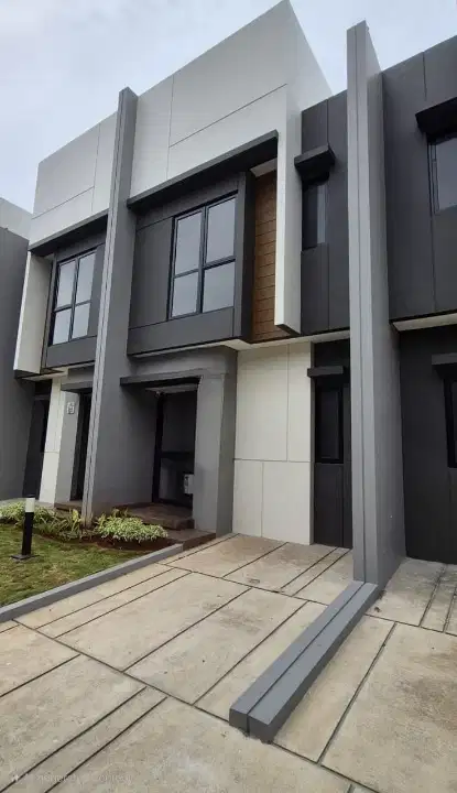 Disewakan rumah di Summarecon Crown Gading Bekasi Harga MURAH