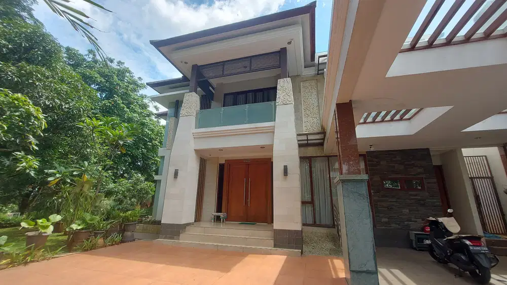 Rumah Bagus dan Mewah di Matoa Jaksel