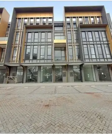 Ruko Baru empat lantai Ada lift di Iconic  bisnis lift Bsd serpong