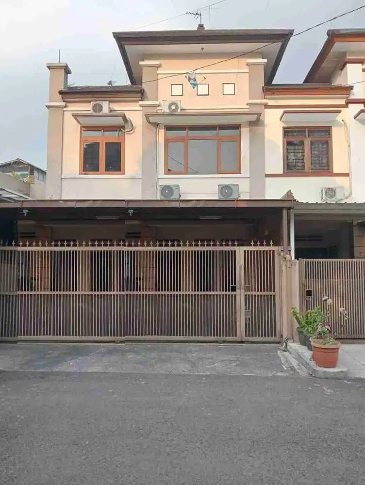 Rumah Bagus Siap Huni di Komplek Mekar Wangi Bandung