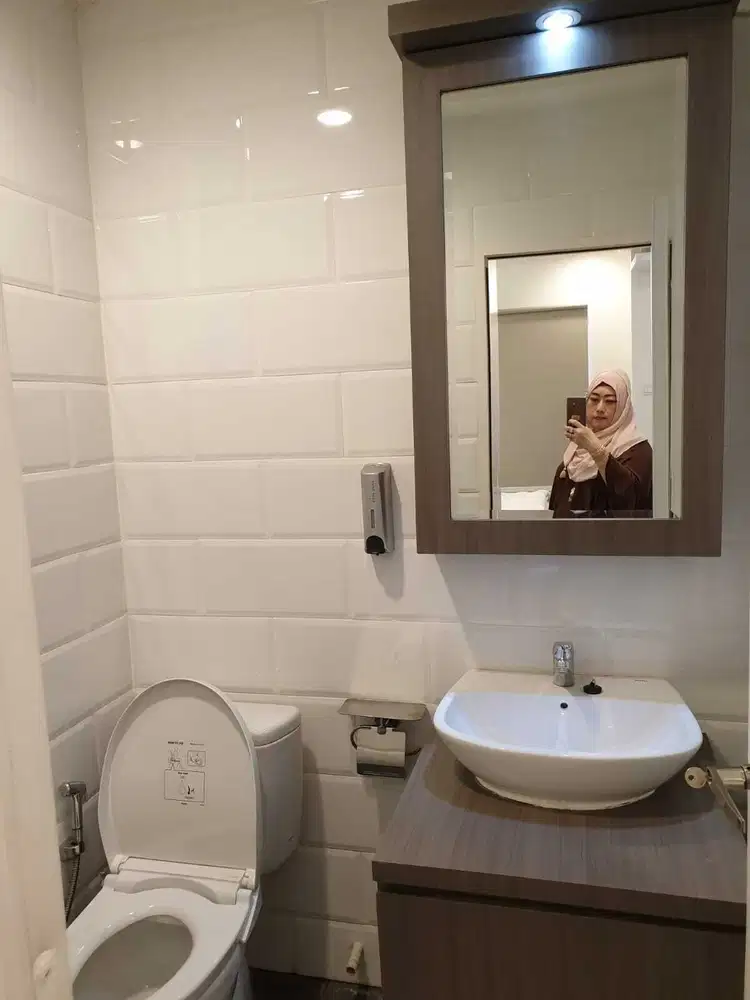 DISEWAKAN APARTMENT SUDIRMAN PARK STUDIO FULL FURNISH