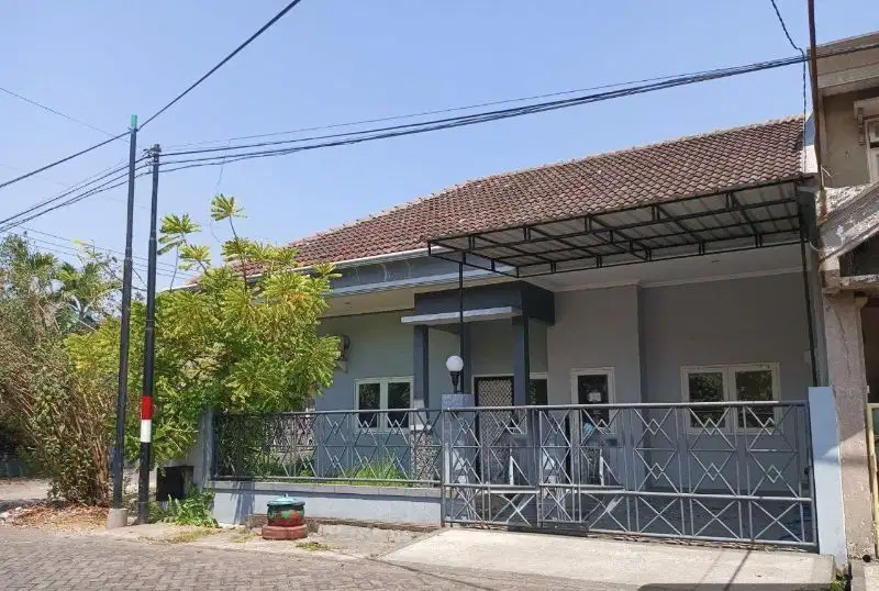 Dijual Rumah Hook Bagus Taman Pondok Indah Wiyung Surabaya Barat