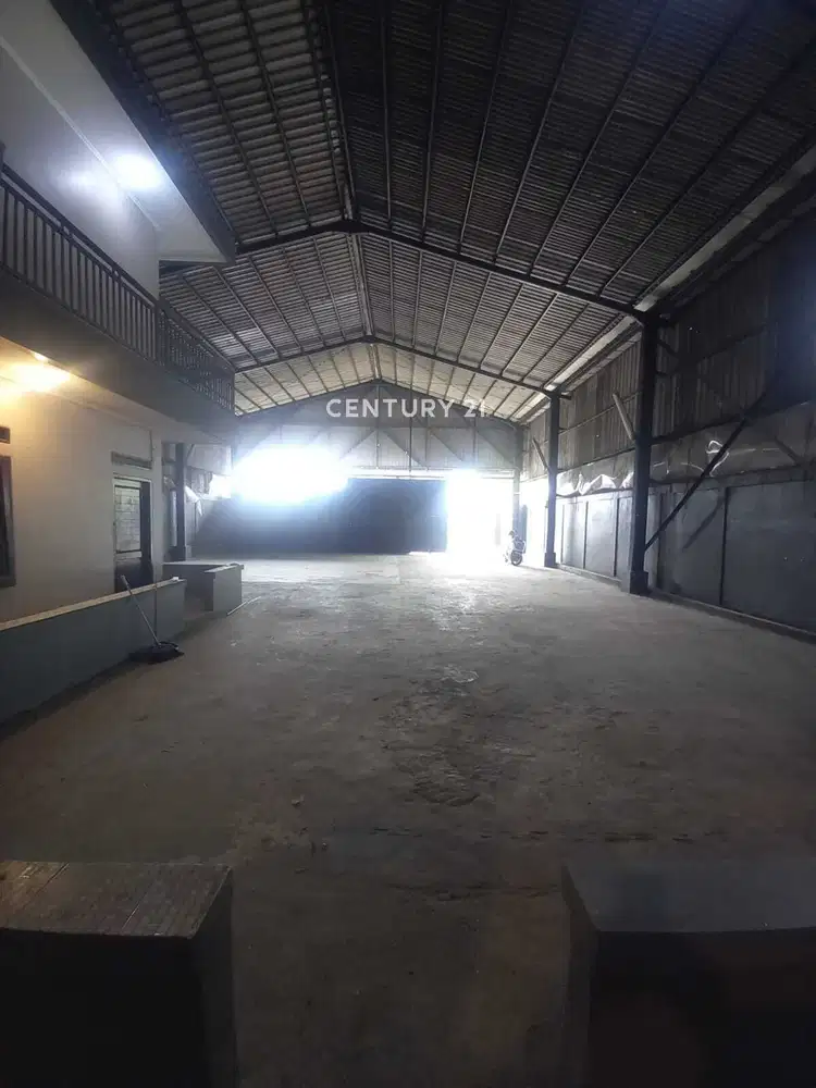 Disewakan Gudang Bagus & Strategis Jalan Raya Narogong Rawa Lumbu