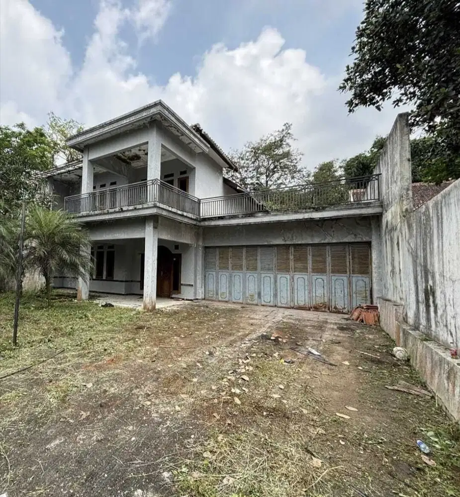 Jual Villa 2 Lantai SHM di Linggarjati, Kuningan