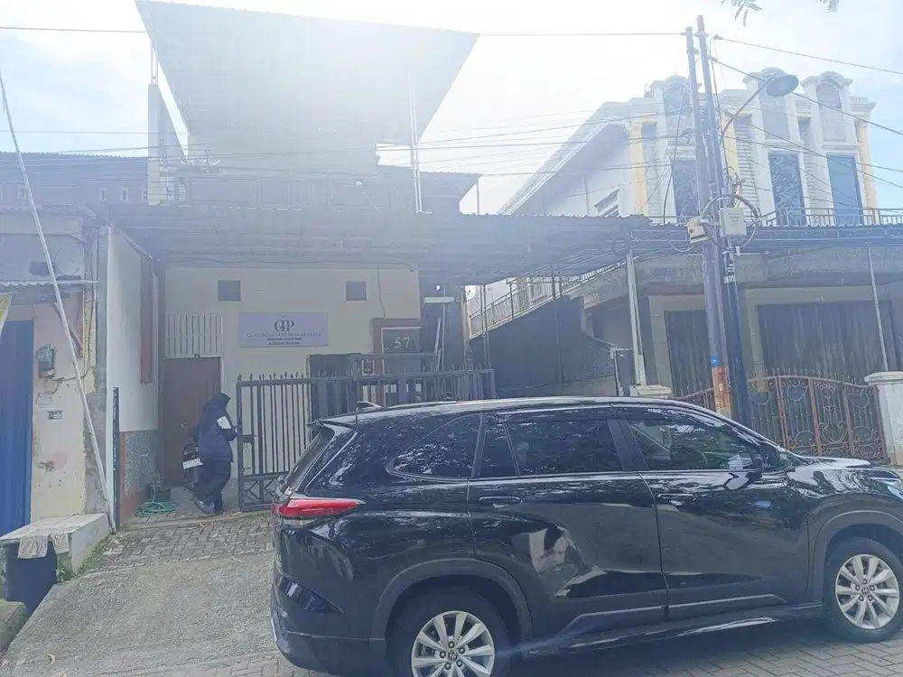 Dijual kantor dan kos karyawan