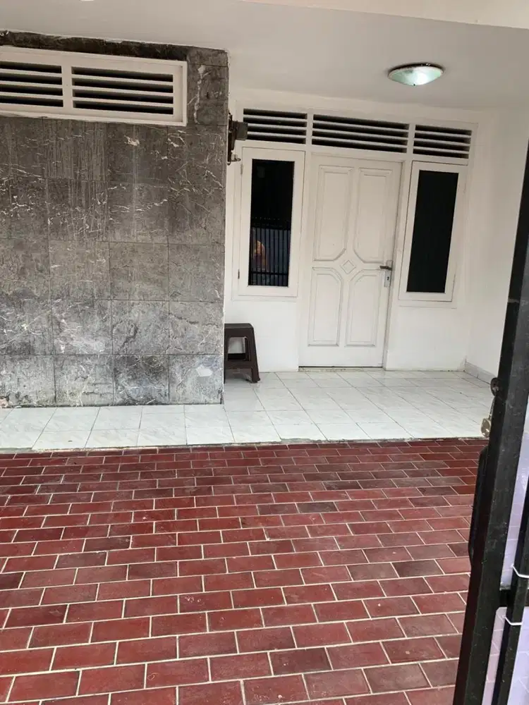1898 Rumah dijual Swadaya Cempedak Jatinegara Jakarta Timur