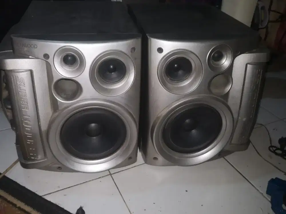 Sepasang speaker pasif kenwood
