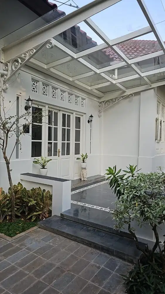 Rumah Lembang, Menteng, Central Jakarta usd5200