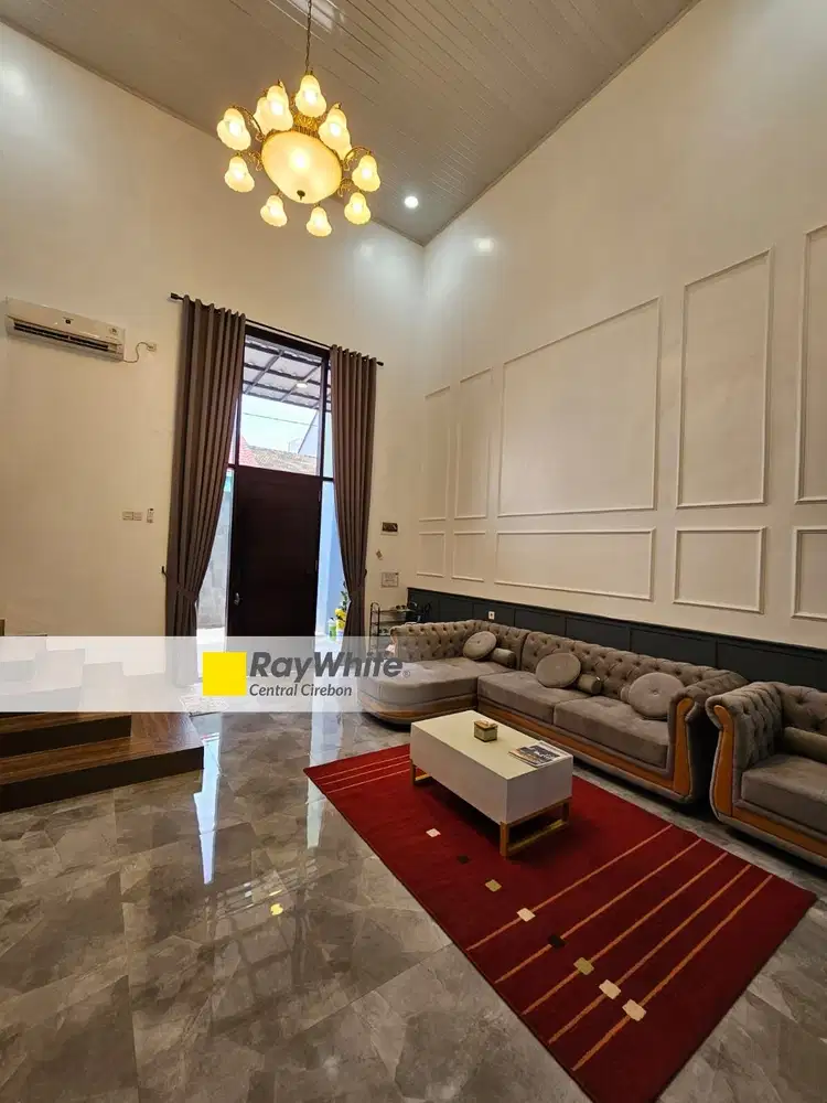 Rumah Mewah 2 Lantai Siap Huni Fully Furnished di Pusat Cirebon Kota