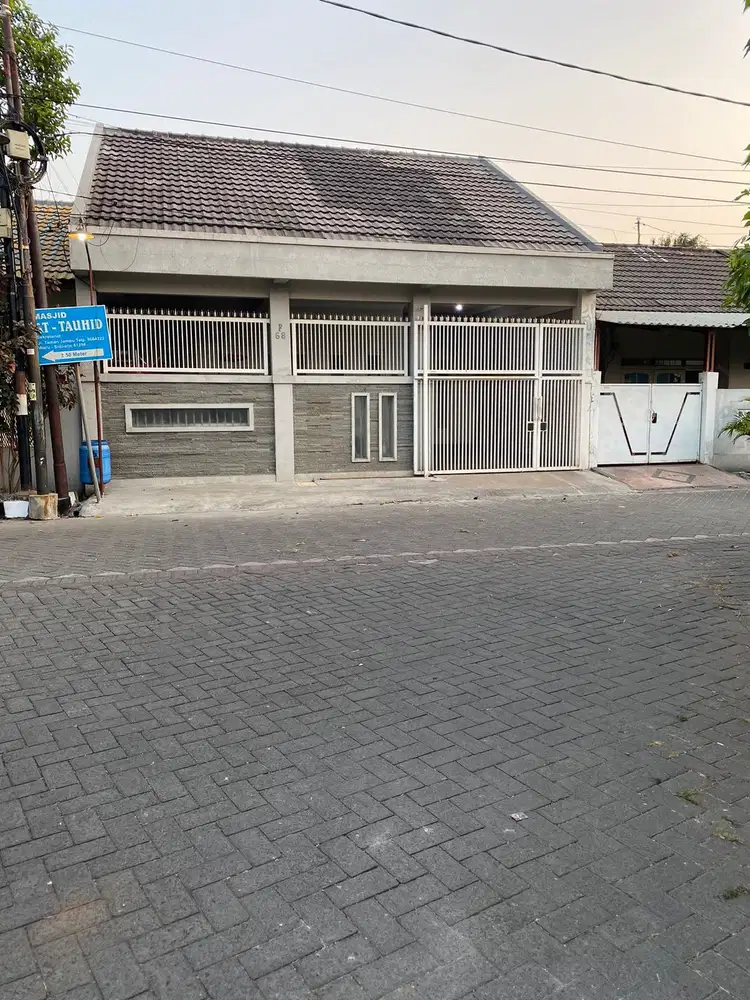1668. Dijual Rumah Taman Jambu Pondok Tjandra Indah Sidoarjo
