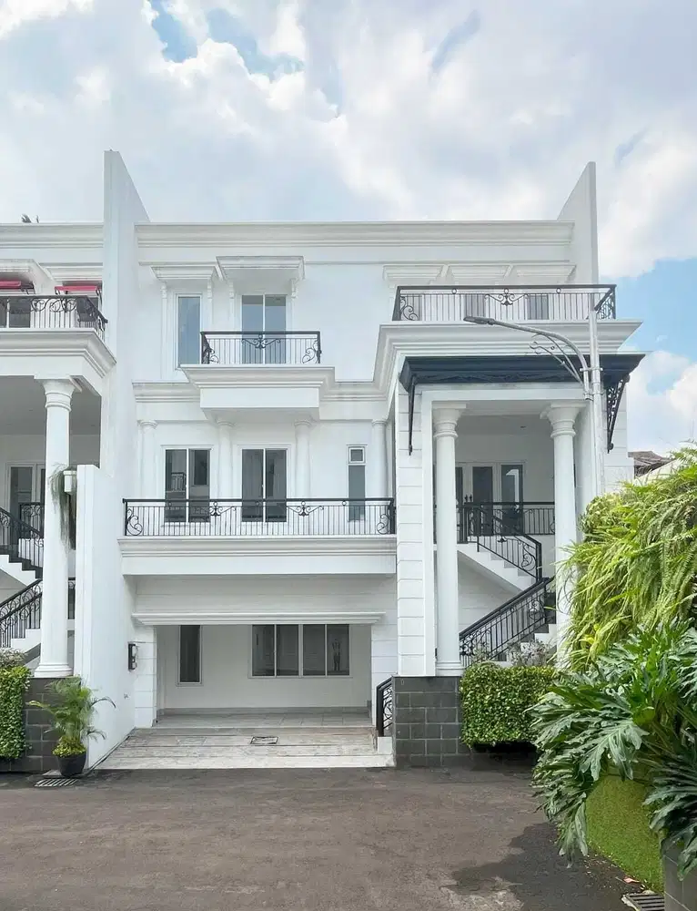 Rumah Mewah Design Modern di Lebak Bulus, Jakarta Selatan