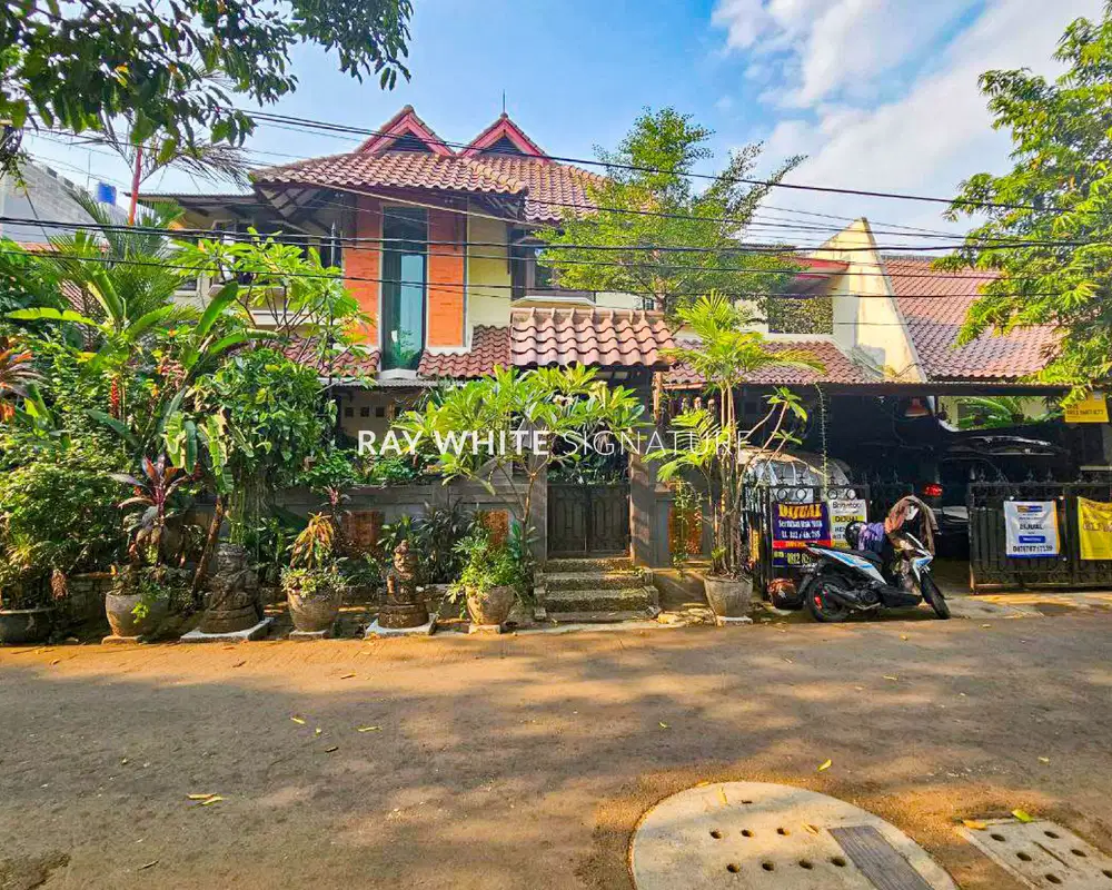Dijual Rumah Strategis Dekat Senayan di Hang Jebat