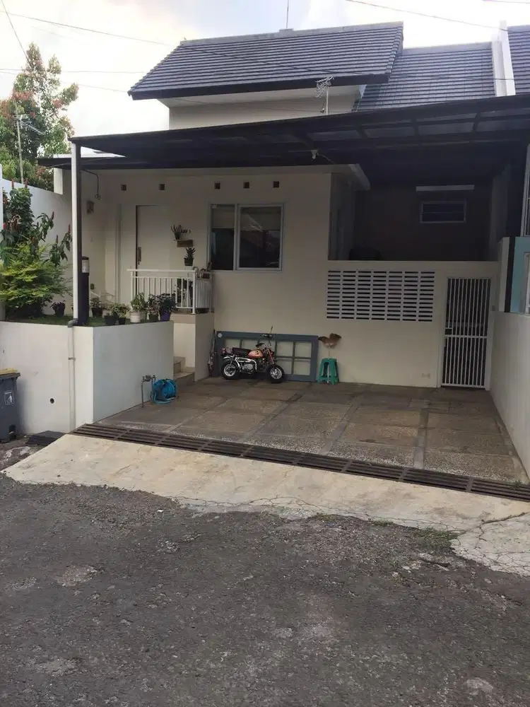 Dijual Rumah Cluster Minimalis di Awiligar Cikutra dekat Cigadung Dago Bandung utara