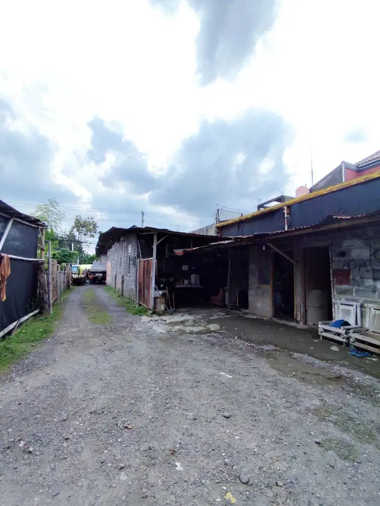 Disewakan Tanah Pekarangan 1212 Meter Persegi Lokasi Depok Sleman