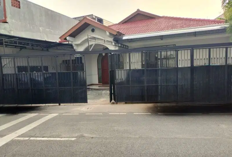 RUMAH KOST 17 KAMAR TIDUR FULL FURNISH DI KEMANGGISAN ILIR DEKAT BINUS