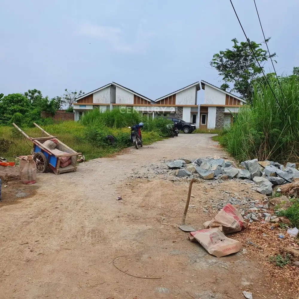 Tanah Dan 4 Bangunan Kp Ciranggon Majalaya Karawang Jawa Barat
