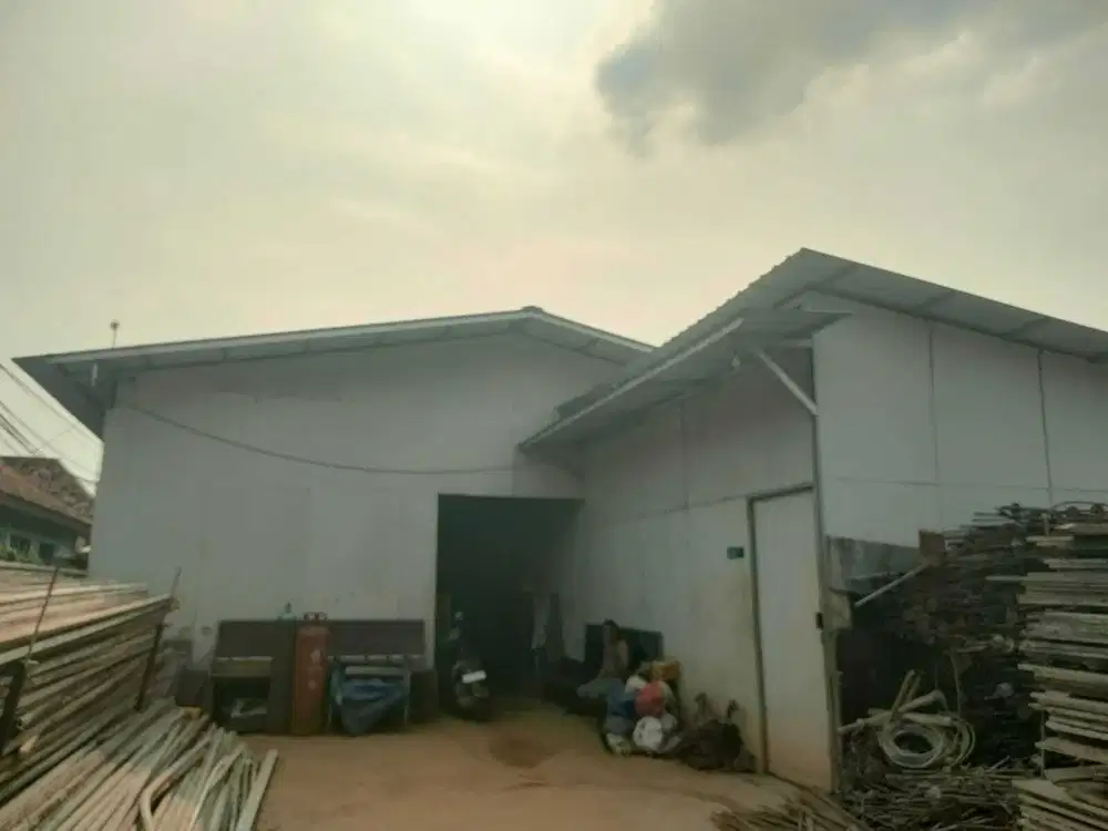 Disewakan gudang siap huni di Burangkeng, Setu, Bekasi
