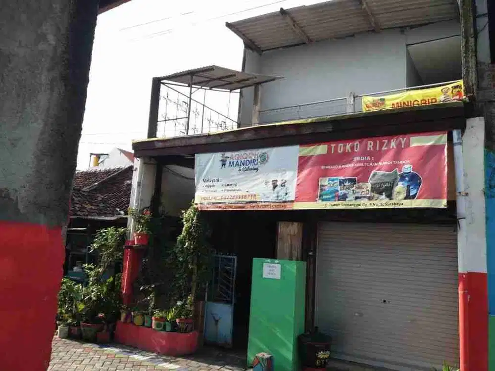 di jual Rumah kampung di menanggal sbu