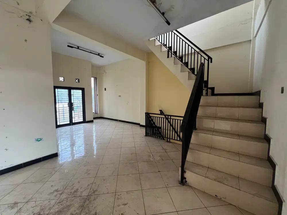 Disewakan Ruko Siap pakai di Jalan Cipto Cirebon