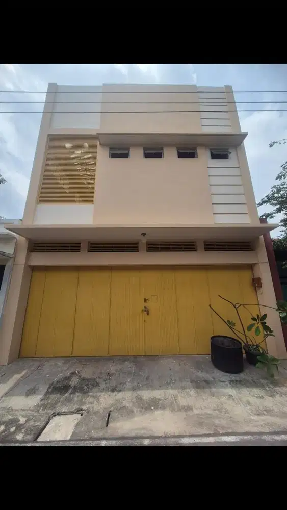 Rumah dijual Jl elang Manahan Solo