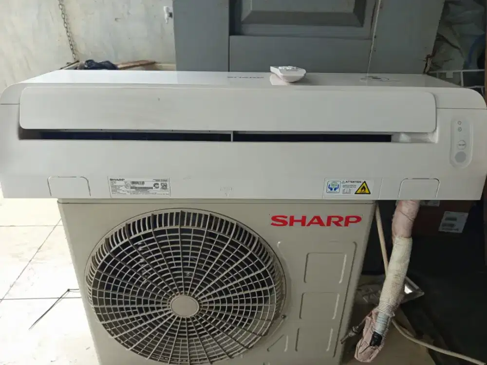 Ac 1pk sharf 8bulan pakai