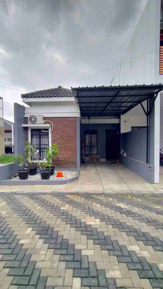 Dijual Rumah Baru Cantik Murah di Cihanjuang Cisasawi