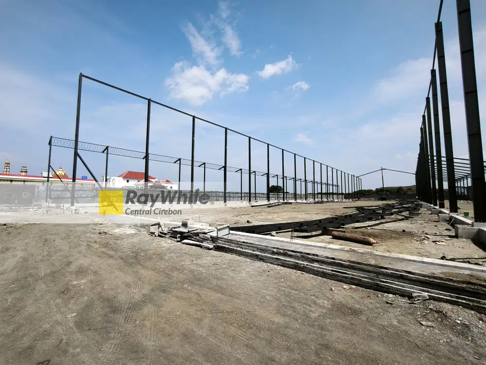 Gudang Besar Dan Bagus Strategis Untuk Industri Di Tegal Jawa Tengah