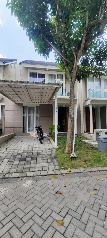 Rumah 2 lantai disewakan citragrand