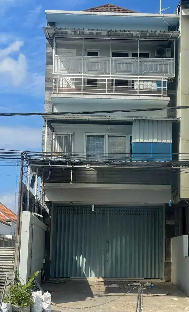 Ruko 3 lantai strategis Mahendradatta Denpasar Bali