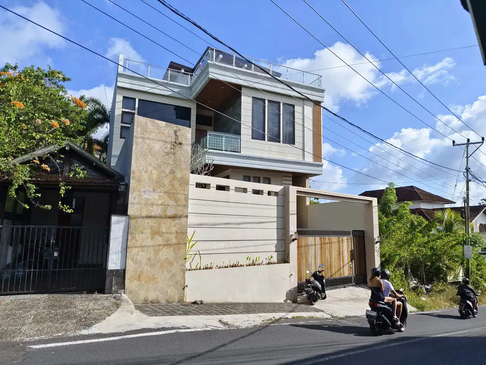 Villa Cantik Taman Giri Jimbaran Bali