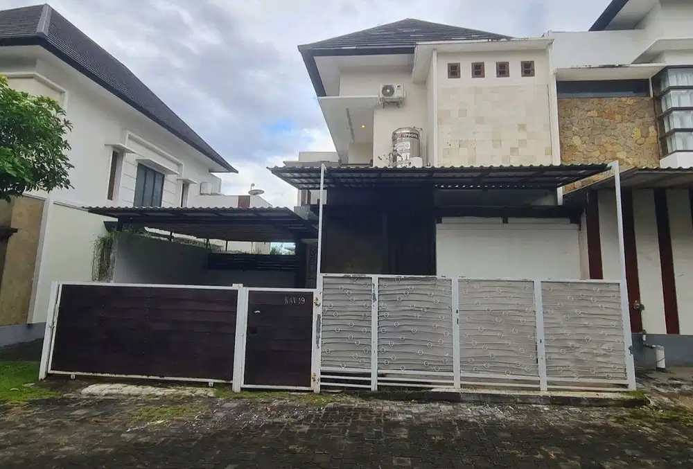 Villa one gate Sistem Kerobokan Bali