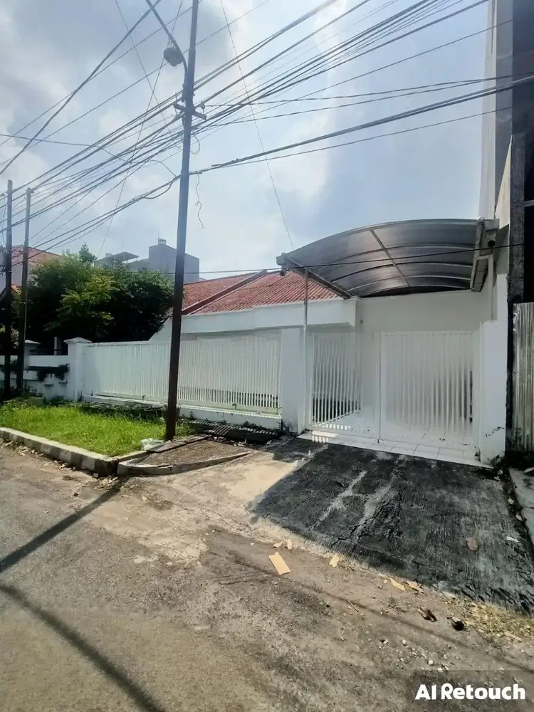 Dijual Rumah Darmo Permai Selatan Strategis Siap Huni