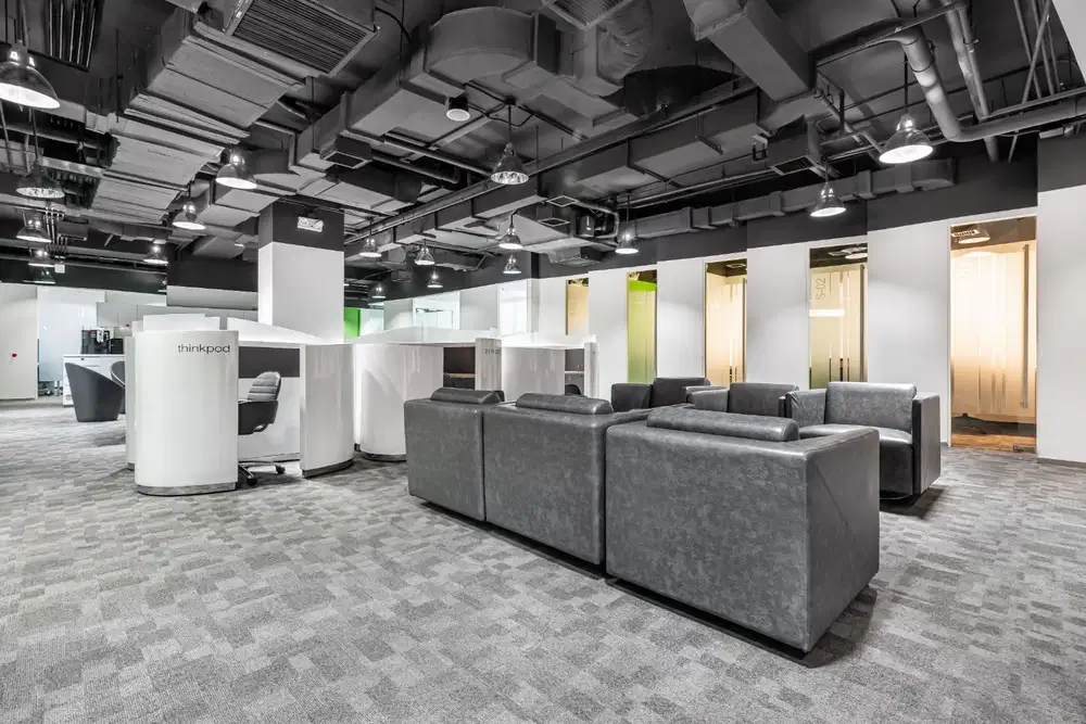 Akses coworking tanpa batas di Regus Wisma SSK