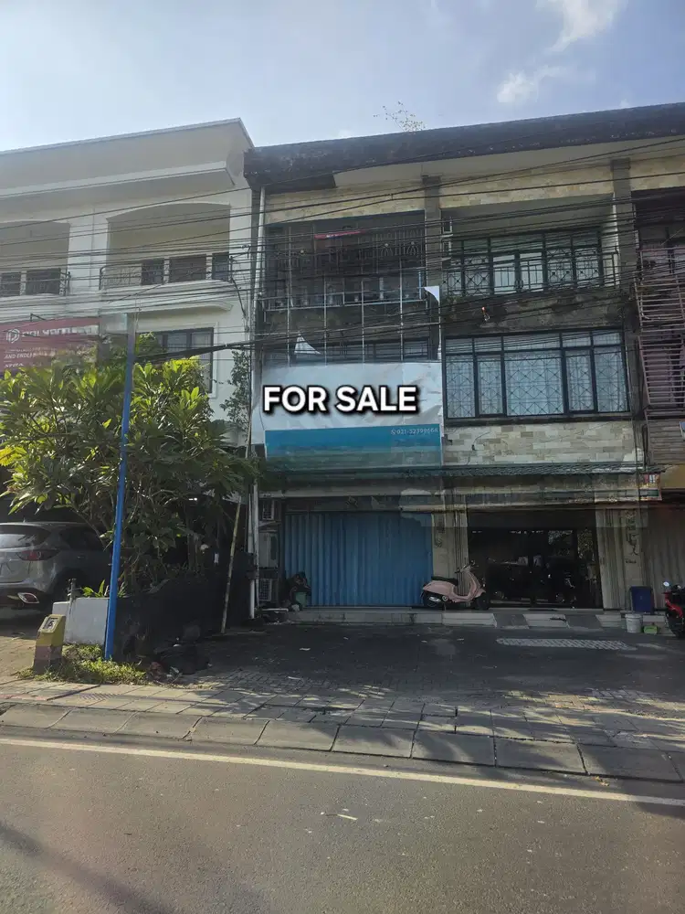 Ruko strategis 3 lantai Gunung Agung Denpasar  Bali