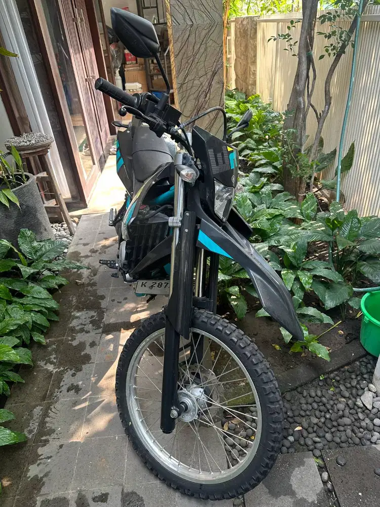 Di jual motor yamaha wr 155 r, mulus jarang pakai