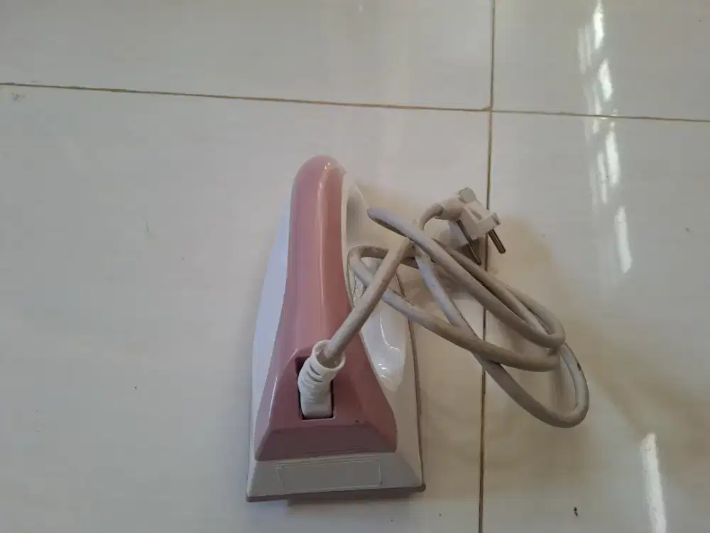 Setrika Miyako El -1009 M