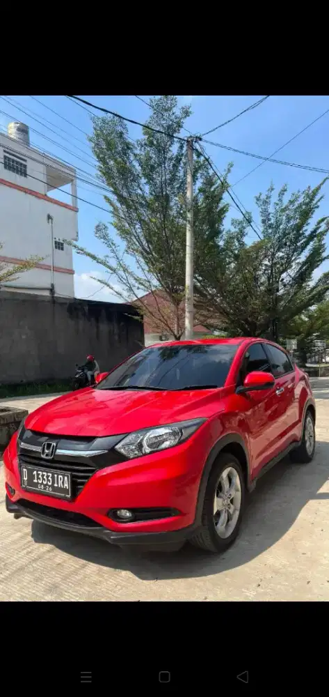 Mobil sangat istimewa HR-V E cvt 2016